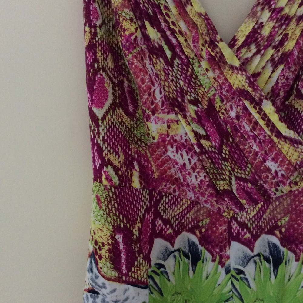 Multi pattern romper - Picture 4 of 4